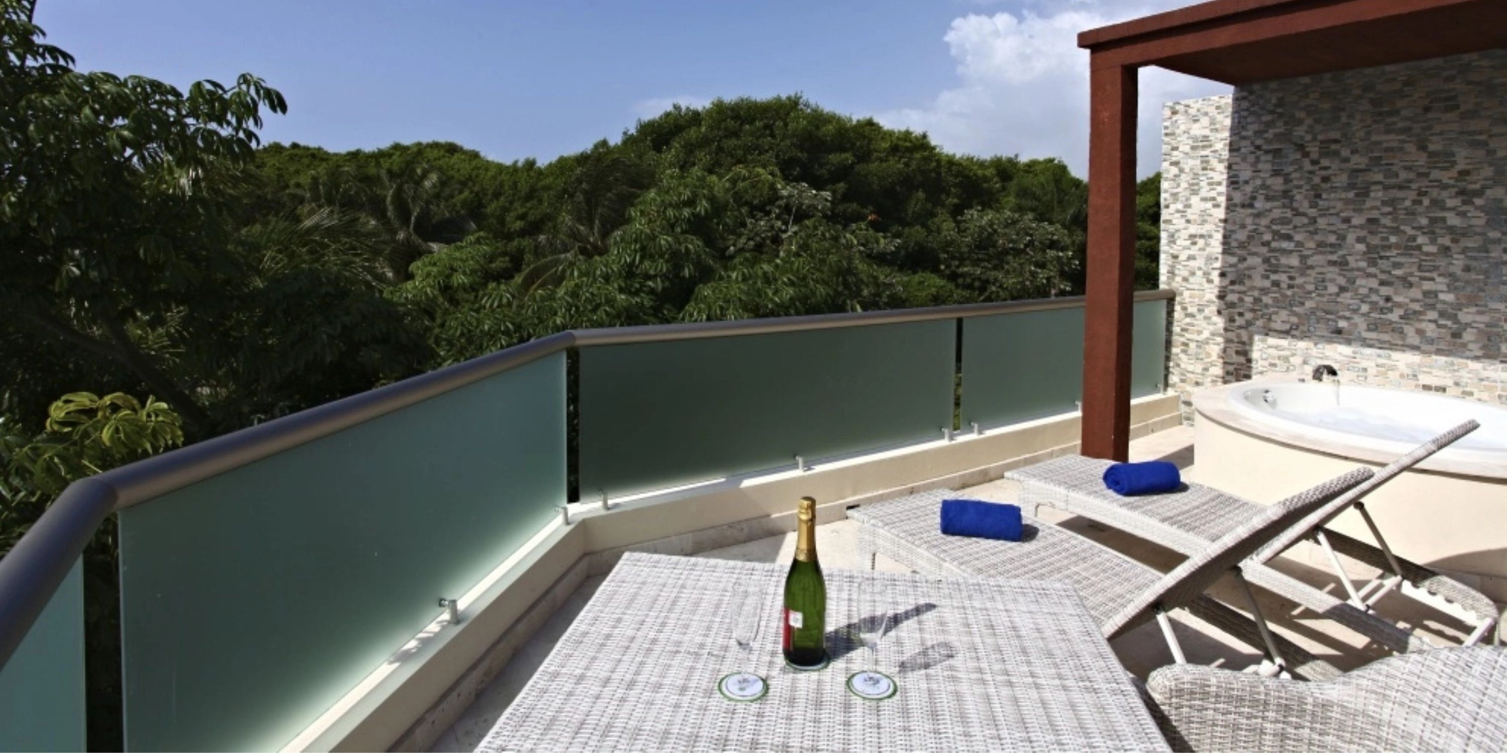 Sandos Caracol Penthouse 2